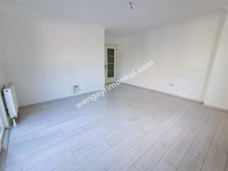 MALTEPE YALI MAH.DE MARMARAYIN YANIBAŞINDA YENİ BİNADA 2+1 KİRALIK DAİRE