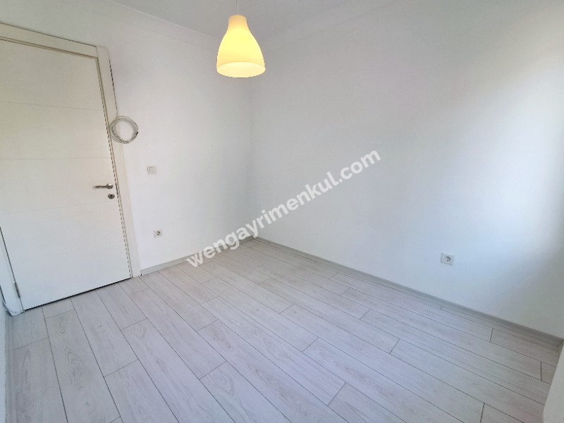 MALTEPE YALI MAH.DE MARMARAYIN YANIBAŞINDA YENİ BİNADA 2+1 KİRALIK DAİRE