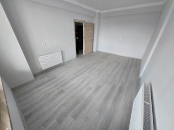 GÜVENAY -  ÇORUM ULUKAVAK MAH. İKBAL KENT SİTESİ CİVARI 3+1 SATILIK DAİRE