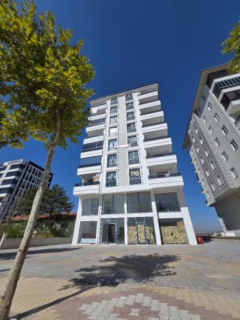 GÜVENAY - ÇORUM ÇEPNİ MAH.İNÖNÜ CADDESİ ÜZERİ SIFIR SATILIK 2+1 DAİRE