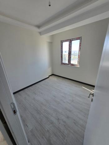 GÜVENAY - ÇORUM ÇEPNİ MAH.İNÖNÜ CADDESİ ÜZERİ SIFIR SATILIK 2+1 DAİRE