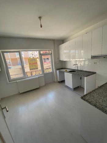 GÜVENAY - ÇORUM ULUKAVAK MAHALLESİ ADLİYE ARKASINDA 3+1 KİRALIK DAİRE 