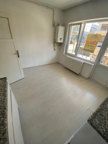 GÜVENAY - ÇORUM ULUKAVAK MAHALLESİ ADLİYE ARKASINDA 3+1 KİRALIK DAİRE 