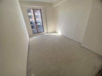 GÜVENAY - ÇORUM ÇÖPLÜ KEREBİ GAZİ ORTAOKULU YANI SIFIR 3+1 DAİRELER