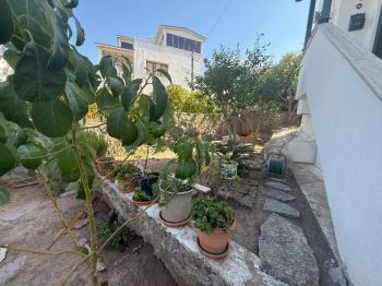 Tayman'dan Turgutreis'te Adalar ve Deniz Manzaralı Bahçeli Villa