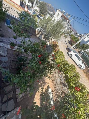 Tayman'dan Turgutreis'te Adalar ve Deniz Manzaralı Bahçeli Villa