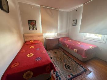 Tayman'dan Turgutreis'te Adalar ve Deniz Manzaralı Bahçeli Villa