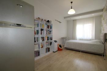 ASLAN'DAN MENDERS MAH.'DE SİTE İÇİ HAVUZLU GENİŞ 4+1