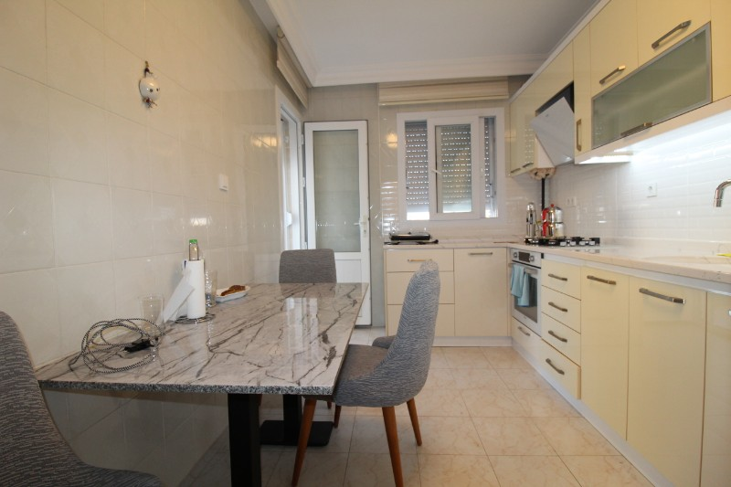 ASLAN'DAN MENDERES'TE FULL YAPILI MERKEZİ KONUMLU SATILIK 3+1