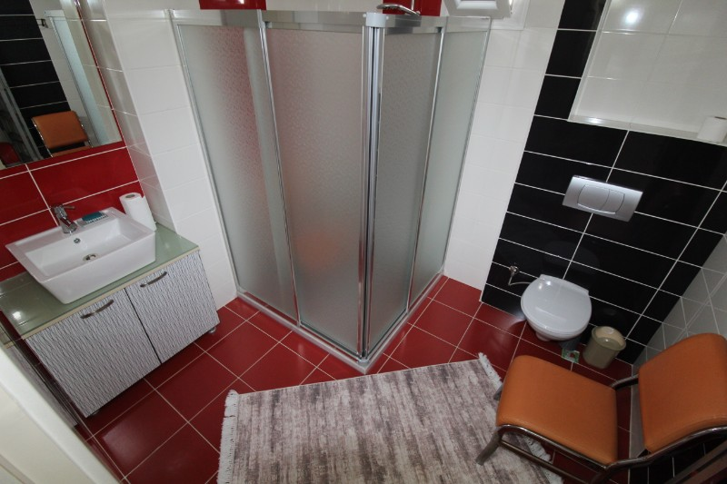 ASLAN'DAN MENDERS MAH.'DE SİTE İÇİ HAVUZLU GENİŞ 4+1