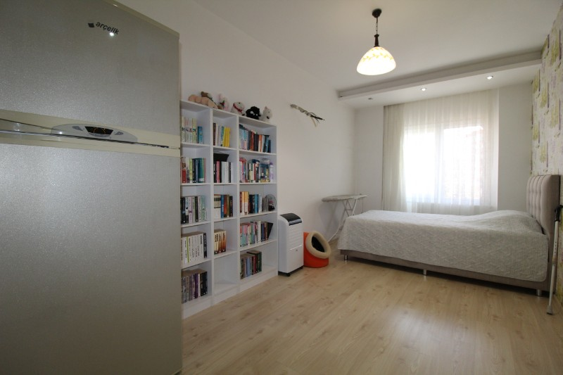 ASLAN'DAN MENDERS MAH.'DE SİTE İÇİ HAVUZLU GENİŞ 4+1