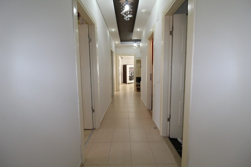 ASLAN'DAN MENDERS MAH.'DE SİTE İÇİ HAVUZLU GENİŞ 4+1