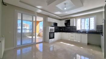 Elmas'tan Havuzlu, Doğalgazlı, İskanlı, Cepheleri Açık, Kaçmaz