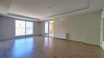 Elmas'tan Havuzlu, Doğalgazlı, İskanlı, Cepheleri Açık, Kaçmaz