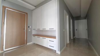 Elmas'tan Havuzlu, Doğalgazlı, İskanlı, Cepheleri Açık, Kaçmaz