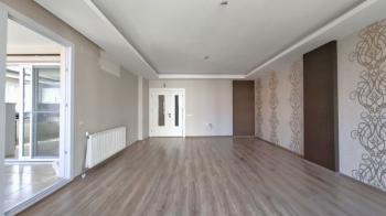 Elmas'tan Havuzlu, Doğalgazlı, İskanlı, Cepheleri Açık, Kaçmaz