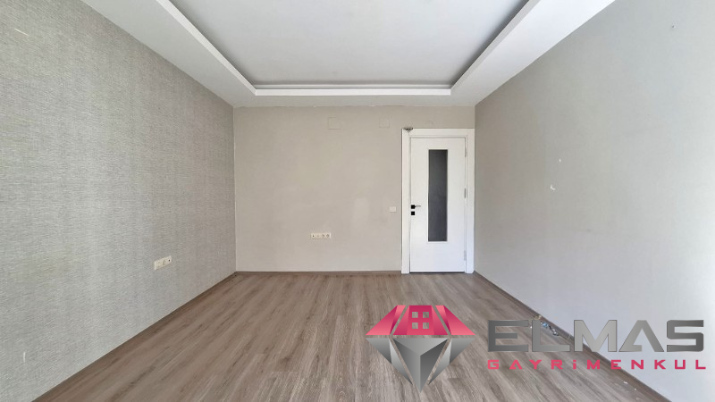 Elmas'tan Havuzlu, Doğalgazlı, İskanlı, Cepheleri Açık, Kaçmaz