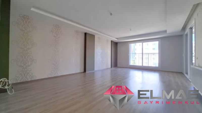 Elmas'tan Havuzlu, Doğalgazlı, İskanlı, Cepheleri Açık, Kaçmaz