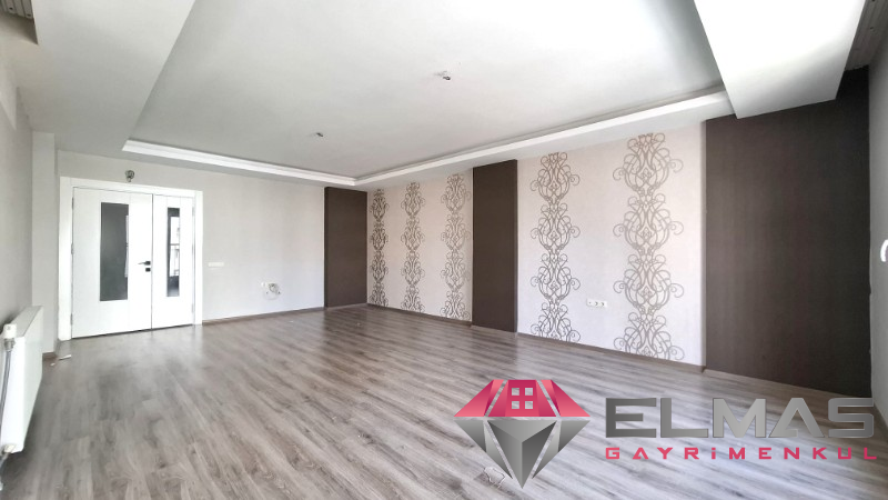 Elmas'tan Havuzlu, Doğalgazlı, İskanlı, Cepheleri Açık, Kaçmaz