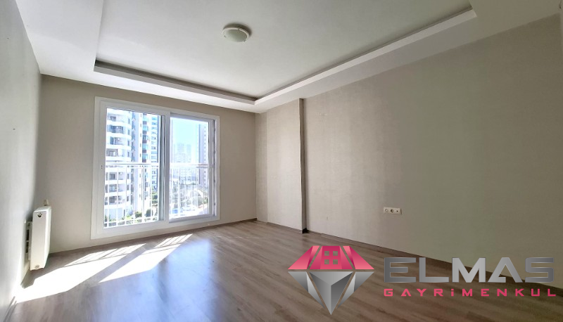 Elmas'tan Havuzlu, Doğalgazlı, İskanlı, Cepheleri Açık, Kaçmaz