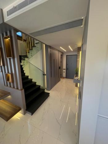 KUŞADASI Soğucak da Deniz Manzaralı 4+1 Deluxe Villa !