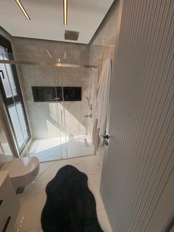 KUŞADASI Soğucak da Deniz Manzaralı 4+1 Deluxe Villa !