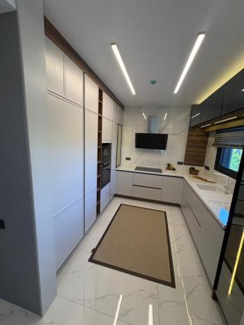 KUŞADASI Soğucak da Deniz Manzaralı 4+1 Deluxe Villa !