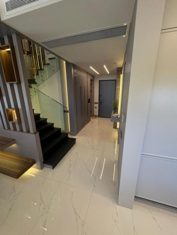 KUŞADASI Soğucak da Deniz Manzaralı 4+1 Deluxe Villa !