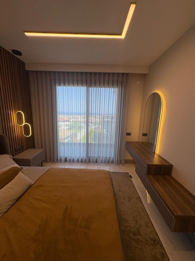 KUŞADASI Soğucak da Deniz Manzaralı 4+1 Deluxe Villa !