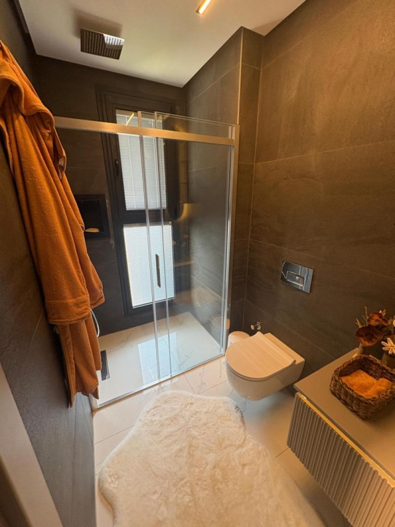 KUŞADASI Soğucak da Deniz Manzaralı 4+1 Deluxe Villa !