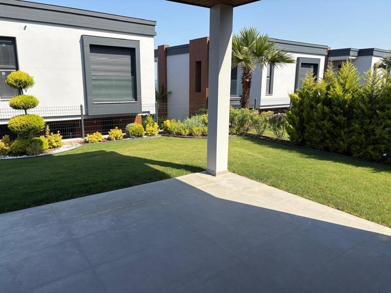 KUŞADASI Soğucak da Deniz Manzaralı 4+1 Deluxe Villa !