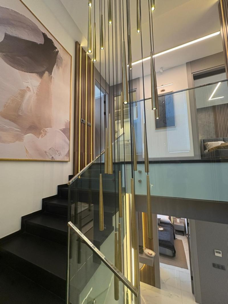 KUŞADASI Soğucak da Deniz Manzaralı 4+1 Deluxe Villa !