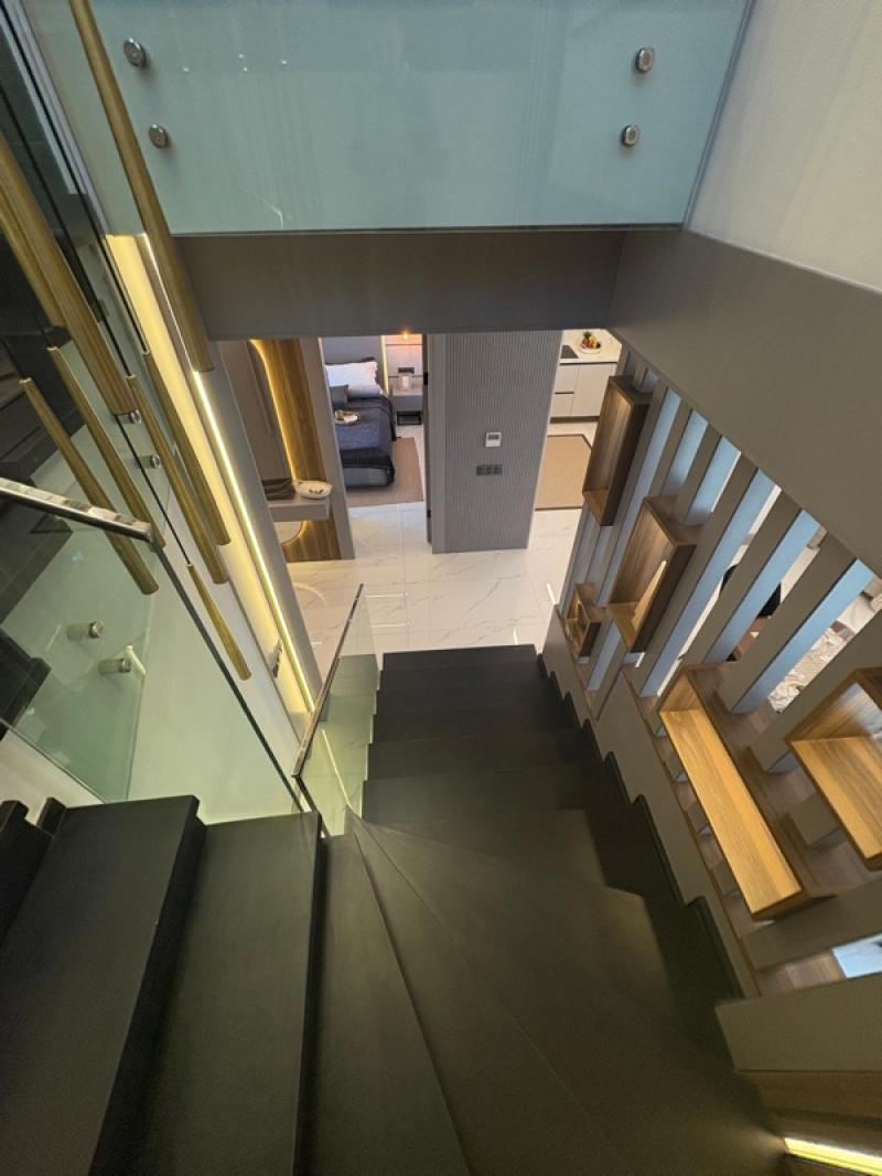 KUŞADASI Soğucak da Deniz Manzaralı 4+1 Deluxe Villa !