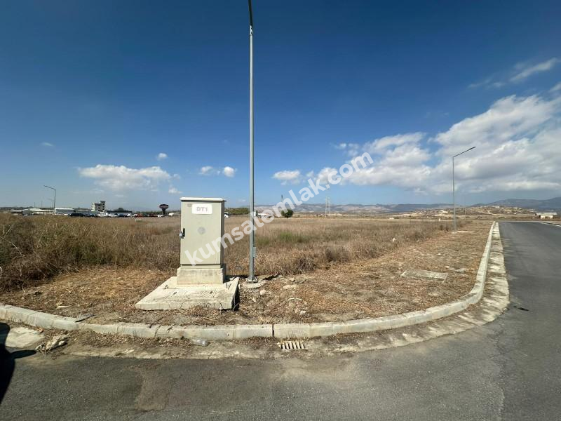 İSKELE ANFORA'DA SATILIK ARSALAR 