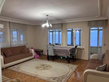MUDANYA HALİTPAŞA'DA MARİNA MEVKİ DENİZ MANZARALI 140 m2 GENİŞ 2+1 KİRALIK DAİRE