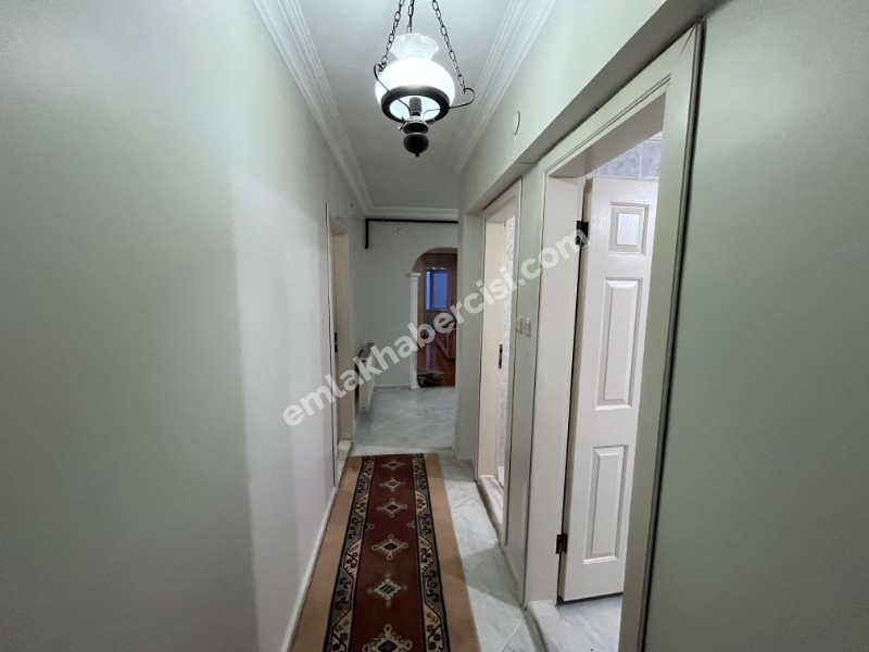 MUDANYA HALİTPAŞA'DA MARİNA MEVKİ DENİZ MANZARALI 140 m2 GENİŞ 2+1 KİRALIK DAİRE