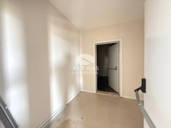 ALYANS'TAN MERKEZİ KONUMDA LÜKS SİTEDE PRESTİJLİ YAŞAM FIRSATI!!