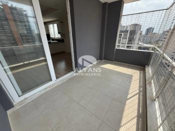 ALYANS'TAN MERKEZİ KONUMDA LÜKS SİTEDE PRESTİJLİ YAŞAM FIRSATI!!