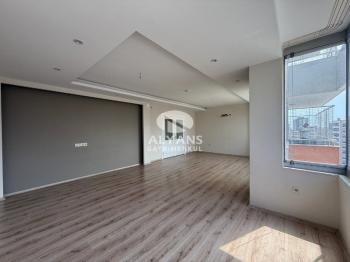 ALYANS'TAN MERKEZİ KONUMDA LÜKS SİTEDE PRESTİJLİ YAŞAM FIRSATI!!