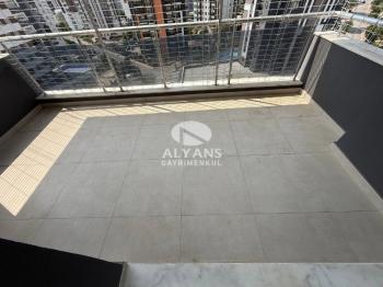 ALYANS'TAN MERKEZİ KONUMDA LÜKS SİTEDE PRESTİJLİ YAŞAM FIRSATI!!