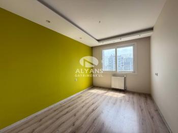 ALYANS'TAN MERKEZİ KONUMDA LÜKS SİTEDE PRESTİJLİ YAŞAM FIRSATI!!