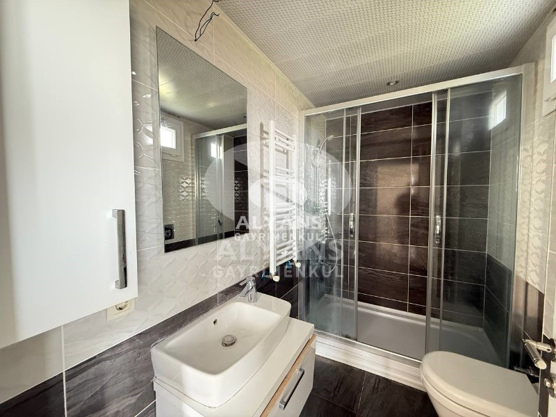 ALYANS'TAN MERKEZİ KONUMDA LÜKS SİTEDE PRESTİJLİ YAŞAM FIRSATI!!