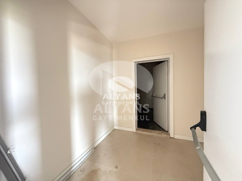 ALYANS'TAN MERKEZİ KONUMDA LÜKS SİTEDE PRESTİJLİ YAŞAM FIRSATI!!