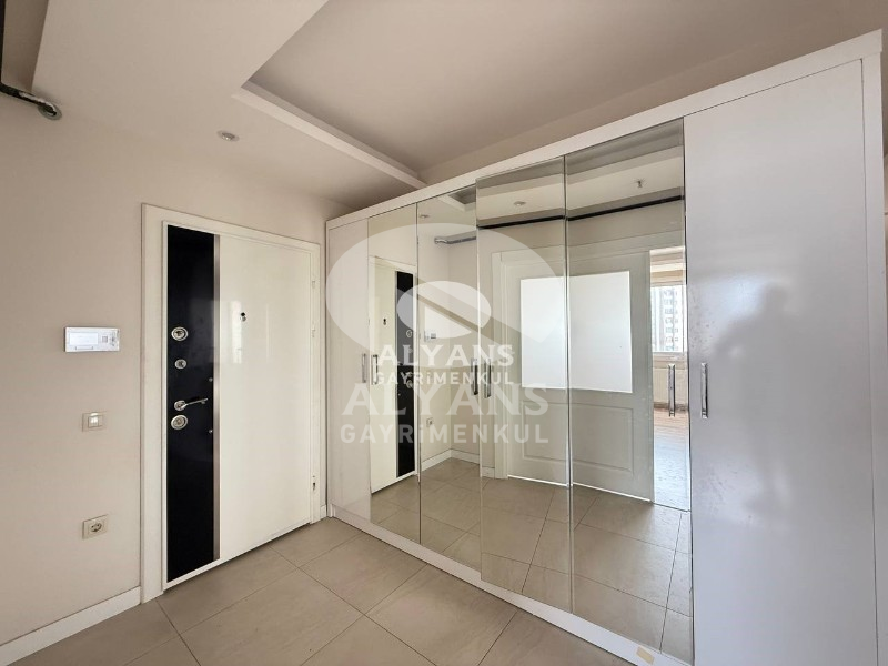 ALYANS'TAN MERKEZİ KONUMDA LÜKS SİTEDE PRESTİJLİ YAŞAM FIRSATI!!