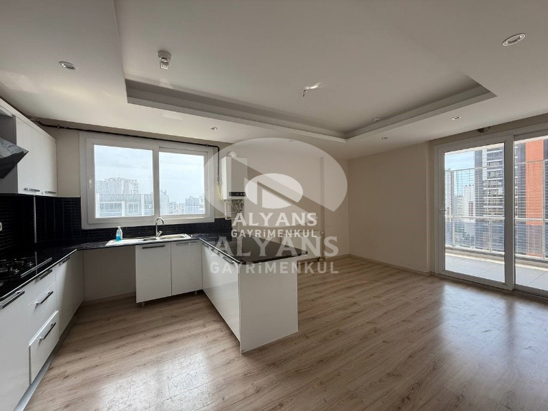 ALYANS'TAN MERKEZİ KONUMDA LÜKS SİTEDE PRESTİJLİ YAŞAM FIRSATI!!