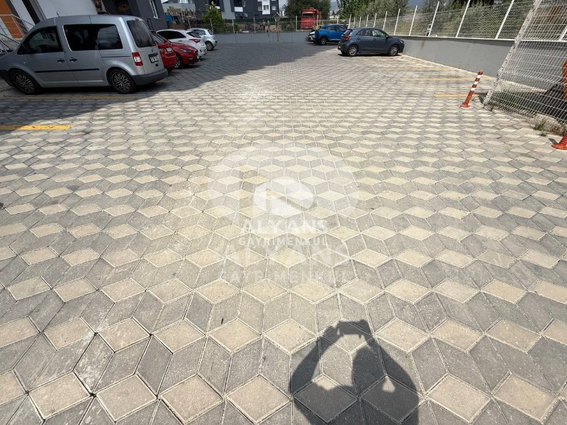 ALYANS'TAN MERKEZİ KONUMDA LÜKS SİTEDE PRESTİJLİ YAŞAM FIRSATI!!