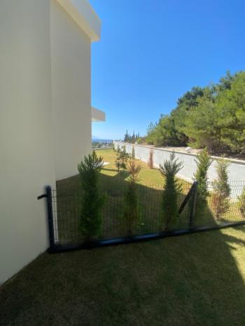 KUŞADASI Kadınlar Plajı Deniz Manzaralı Sıfır 1+1 Daire !!!