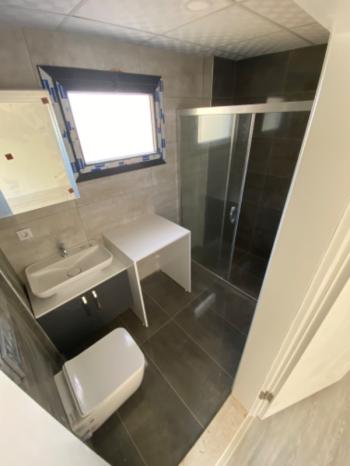 KUŞADASI Değirmendere'de Satılık Sıfır Deniz Manzaralı 2+1 Bahçe Katı!!!