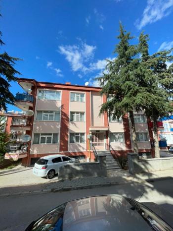 AFYON ÜÇOK EMLAKTAN MAREŞAL F ÇAKMAK MAH KİRALIK 2+1 DAİRE