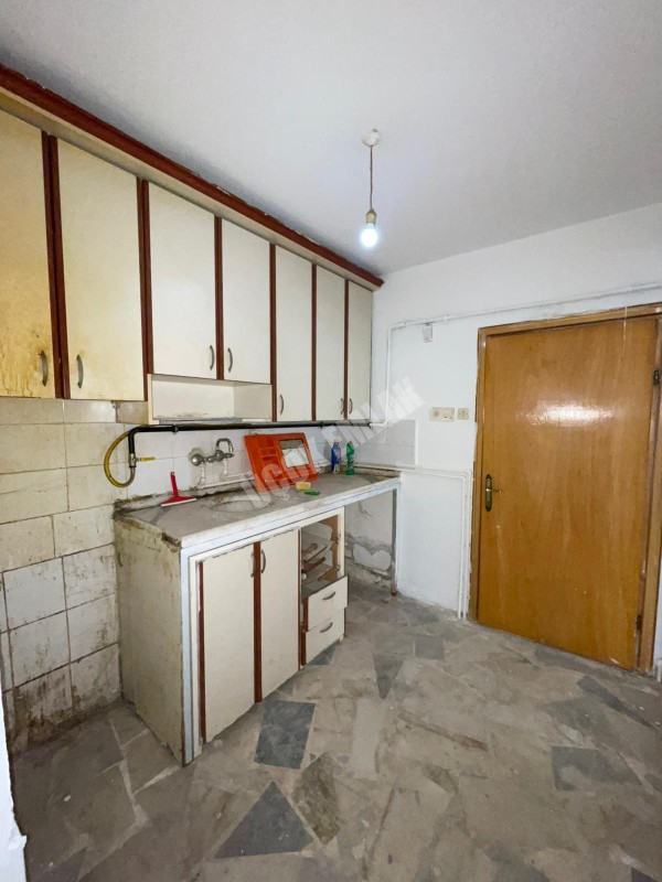 AFYON ÜÇOK EMLAKTAN MAREŞAL F ÇAKMAK MAH KİRALIK 2+1 DAİRE